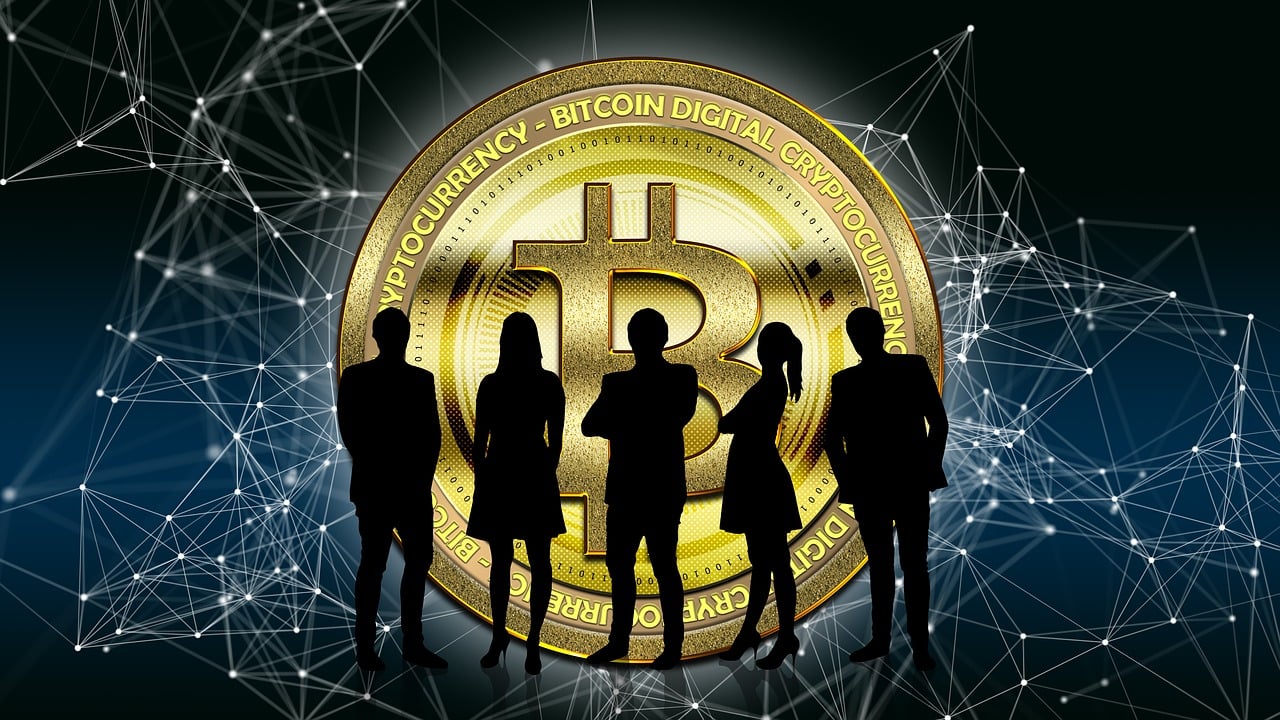 英伟达CEO黄仁勋身家暴跌100亿美元，财富缩水背后的故事与启示