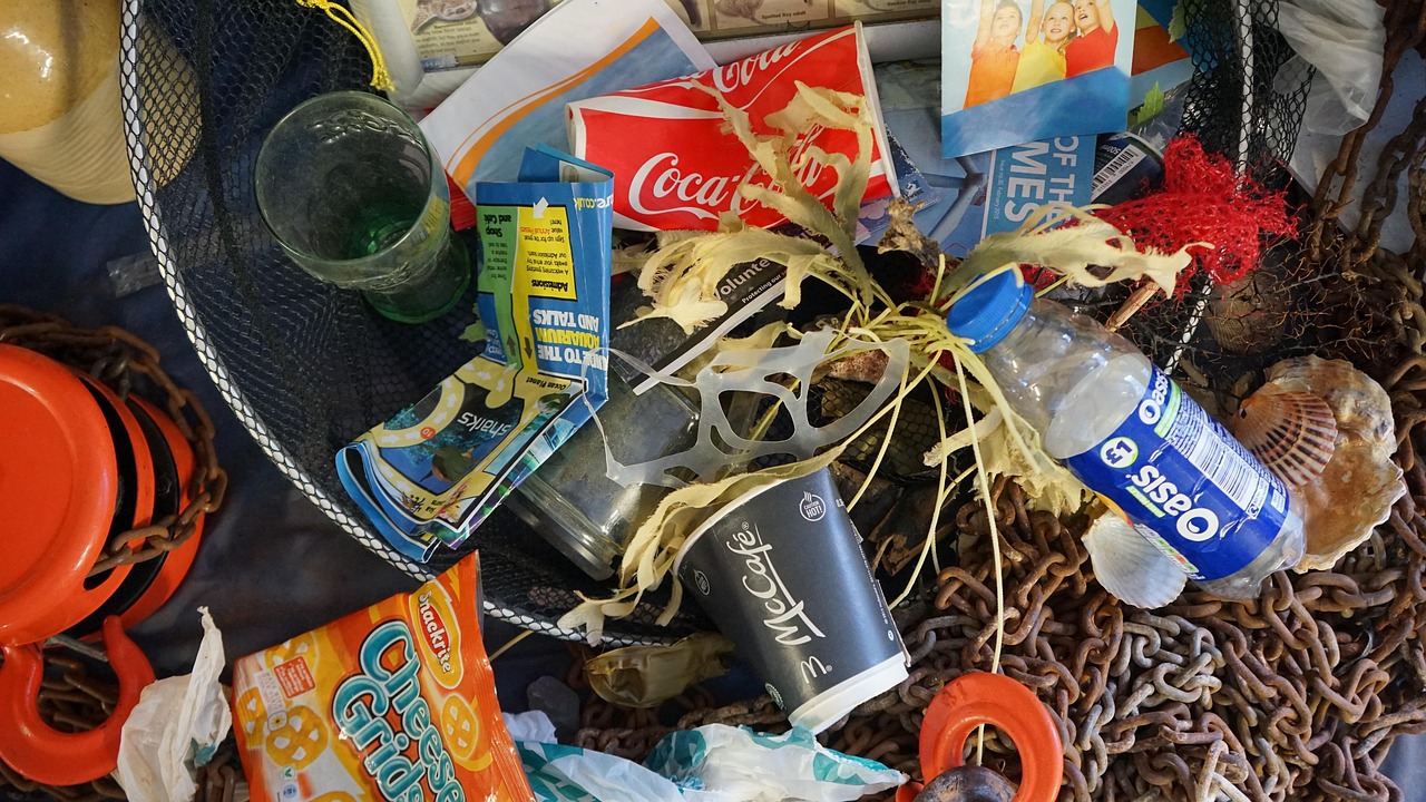 超市商品质量引发关注，于东来眼中的垃圾商品现象