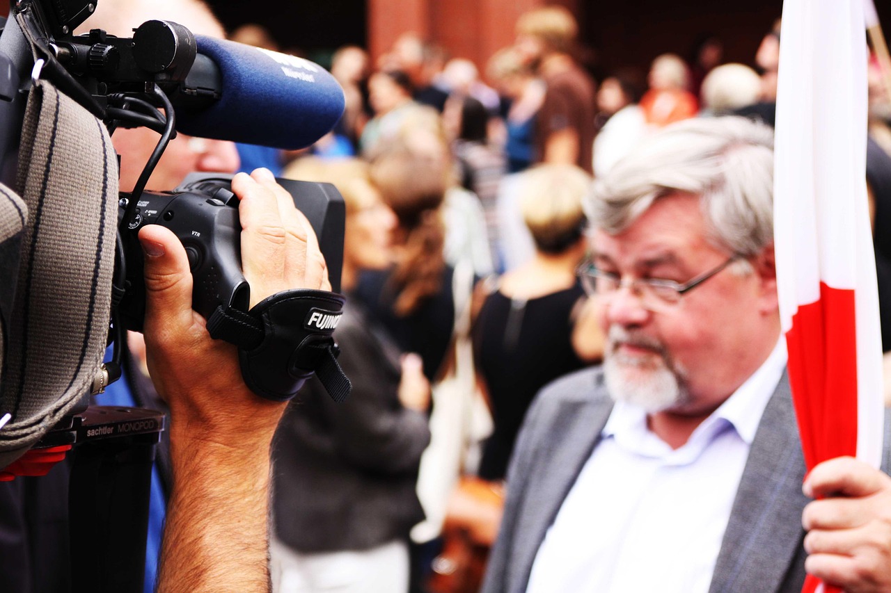 公关,揭秘英国媒体行业的幕后故事